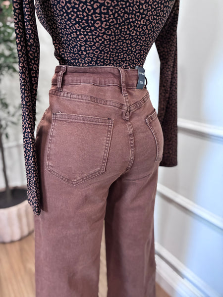 VINTAGE HIGH WAIST JEANS