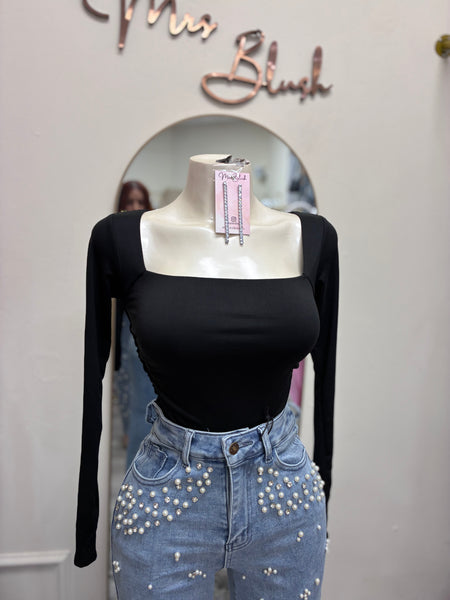 BUTTER SOFT ALLURE TOP