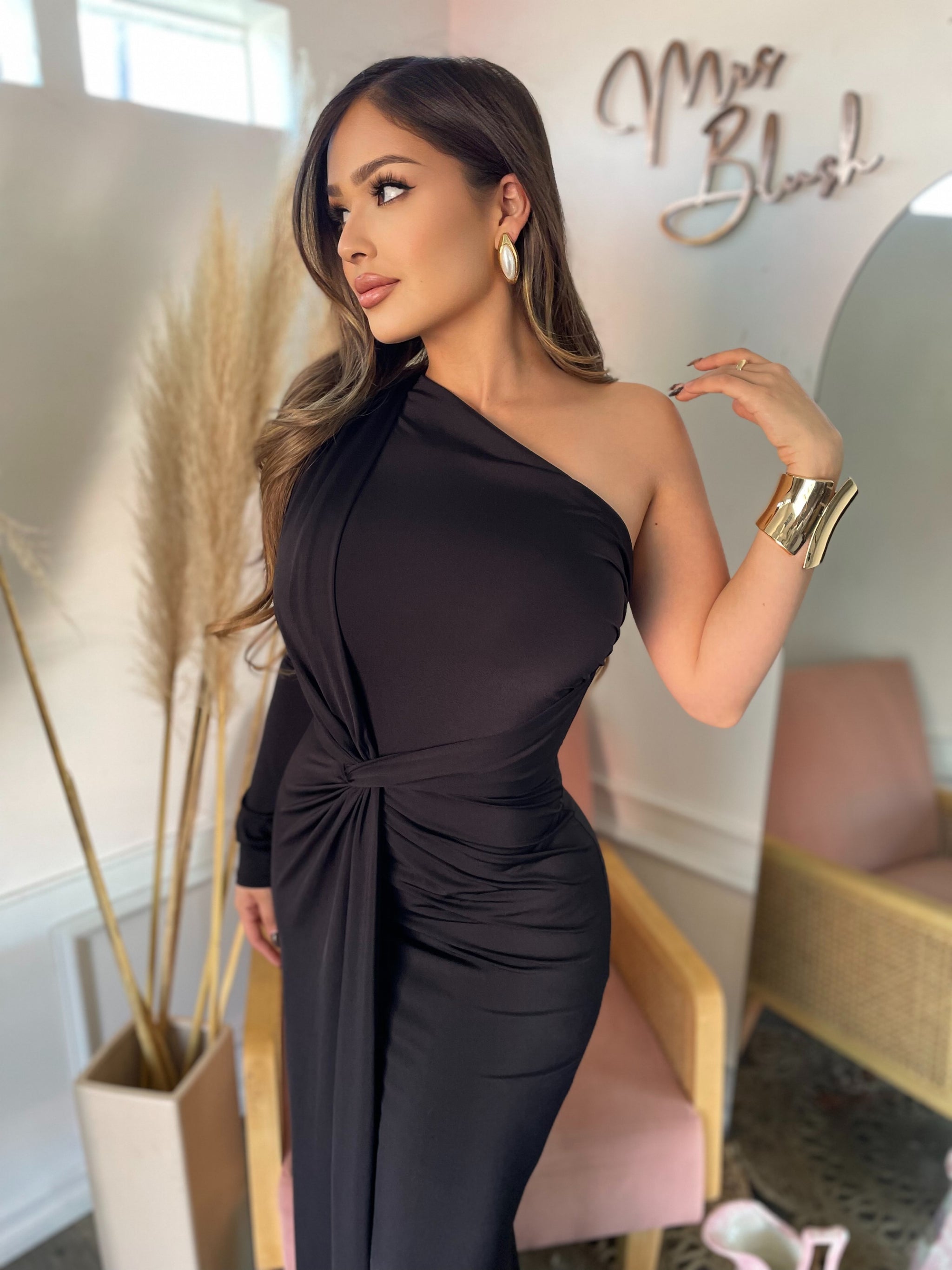 ALISSA COUTURE DRESS – Mrs. Blush