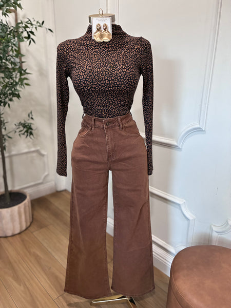 VINTAGE HIGH WAIST JEANS