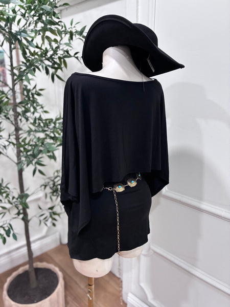 MUSE CAPE CROP TOP