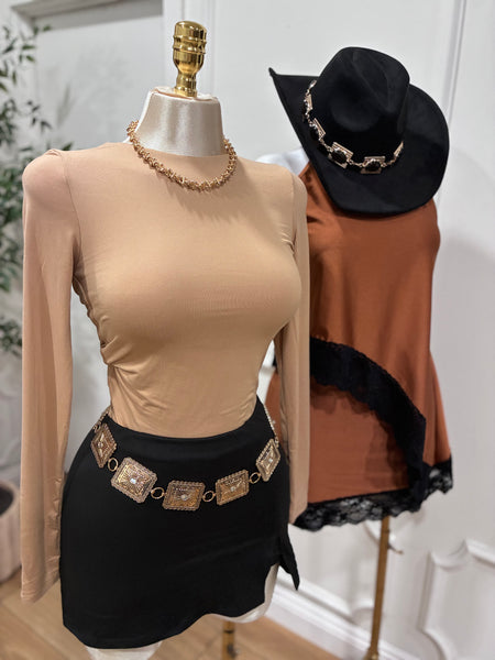 ESSENTIAL DOUBLE LAYERED TOP- BEIGE