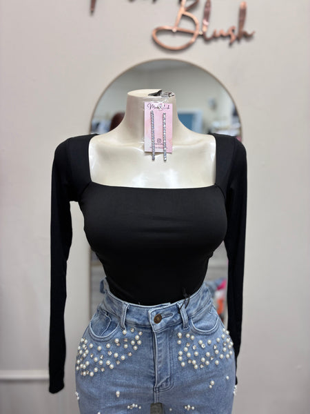 BUTTER SOFT ALLURE TOP