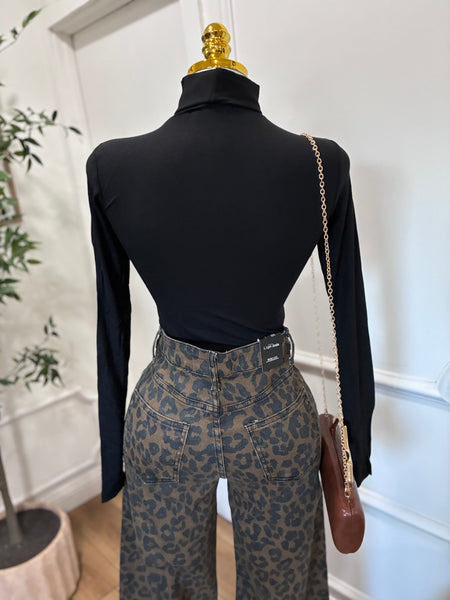 HIGH WAIST LEOPARD JEANS