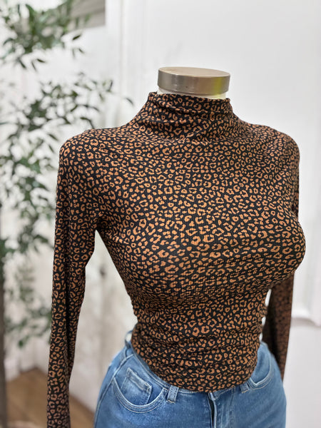MICRO LEOPARD RIBBED TOP