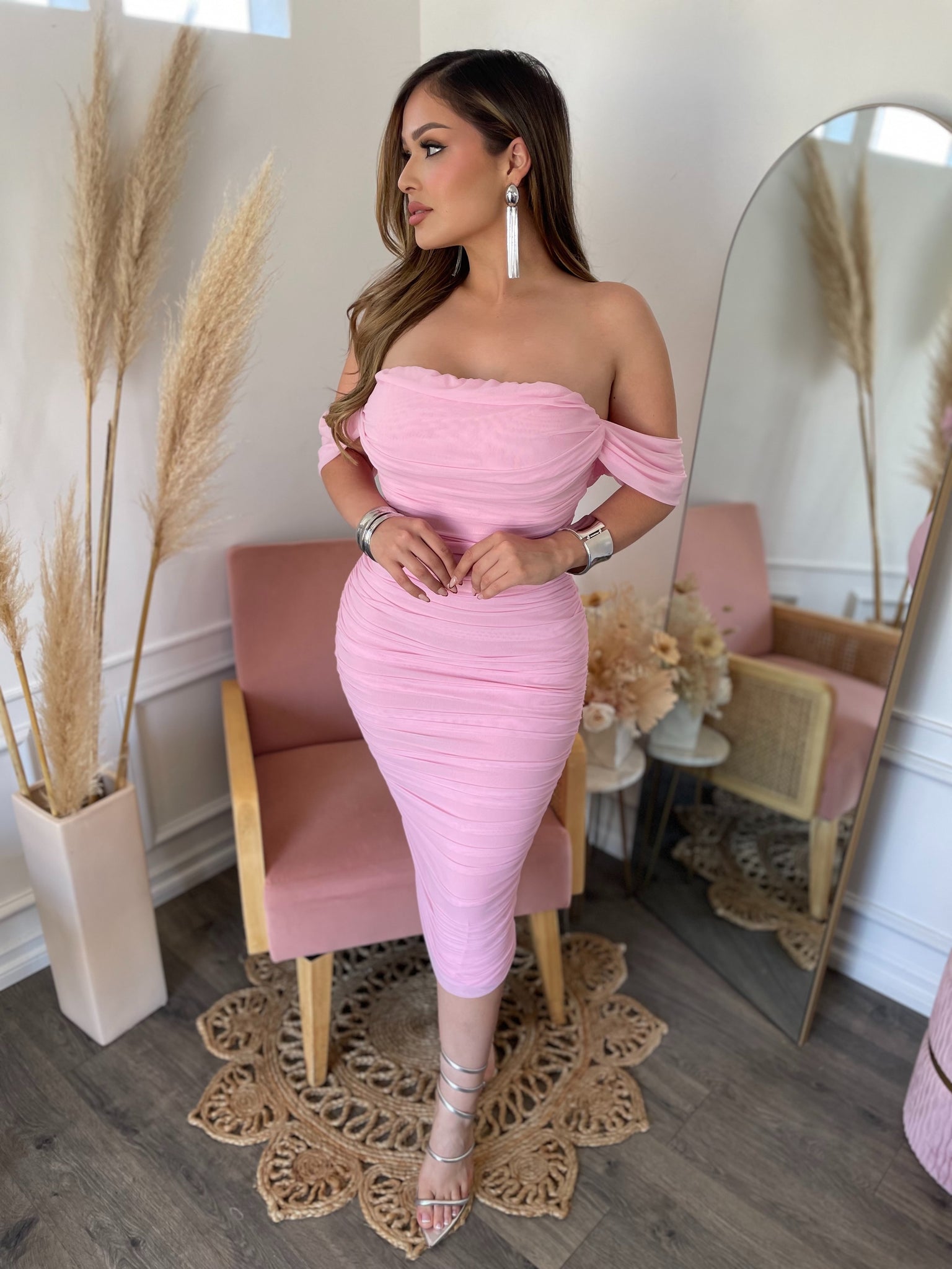 CHARLOTTE MIDI- BABY PINK Mrs. Blush CHARLOTTE MIDI- BABY PINK Mrs. Blush