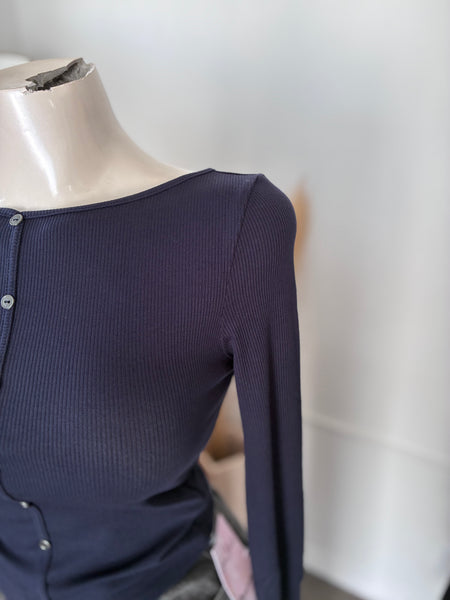 EVERYDAY RIBBED BUTTON UP- NAVY
