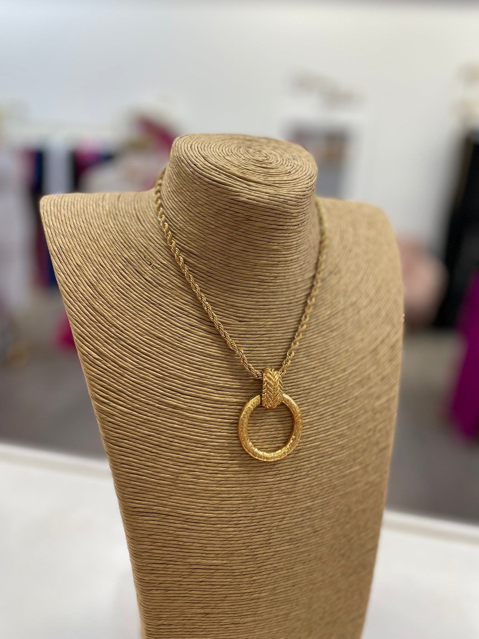 ARIA CHAIN
