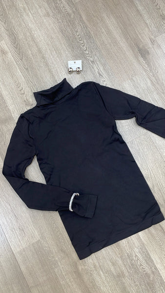 SMOOTH TURTLENECK- BLACK