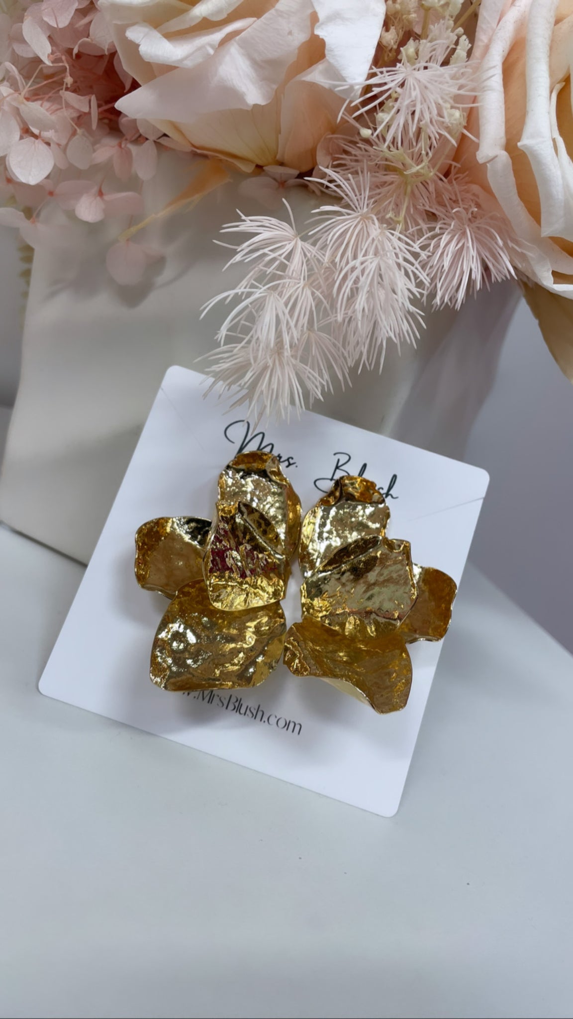 MELANIE FLORAL EARRINGS