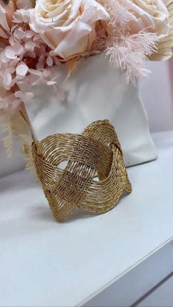 ARIANA CUFF