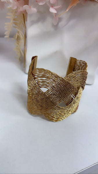 ARIANA CUFF