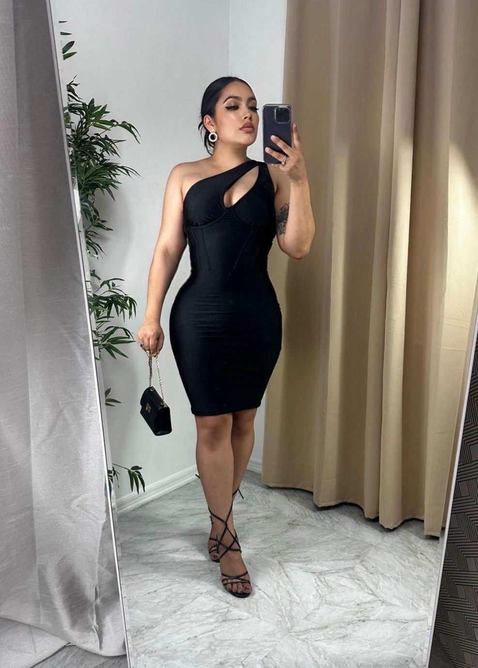 MONIQUE DRESS- BLACK