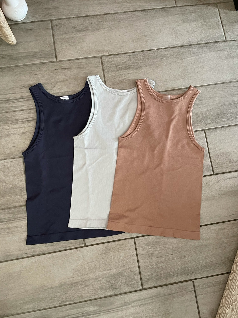 LORRIE TANK TOP
