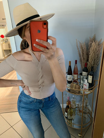 CAMILA (NUDE)