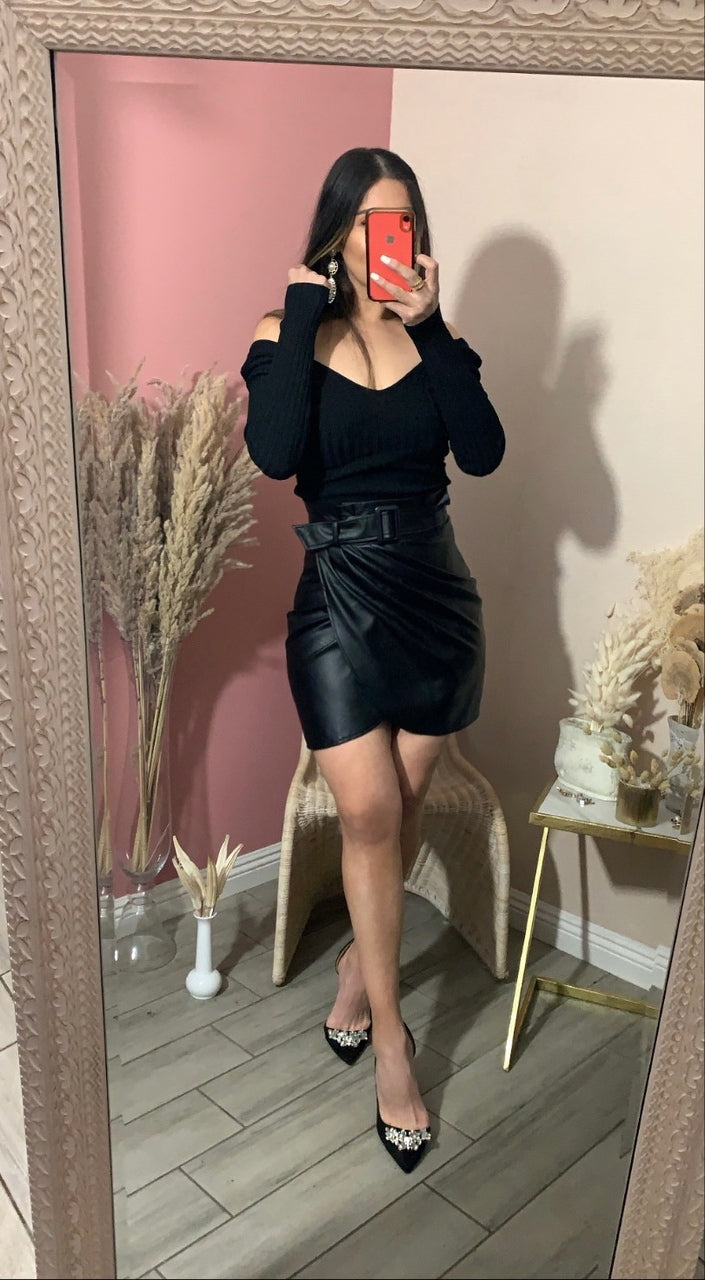 VIVIENNE VEGAN SKIRT- BLACK