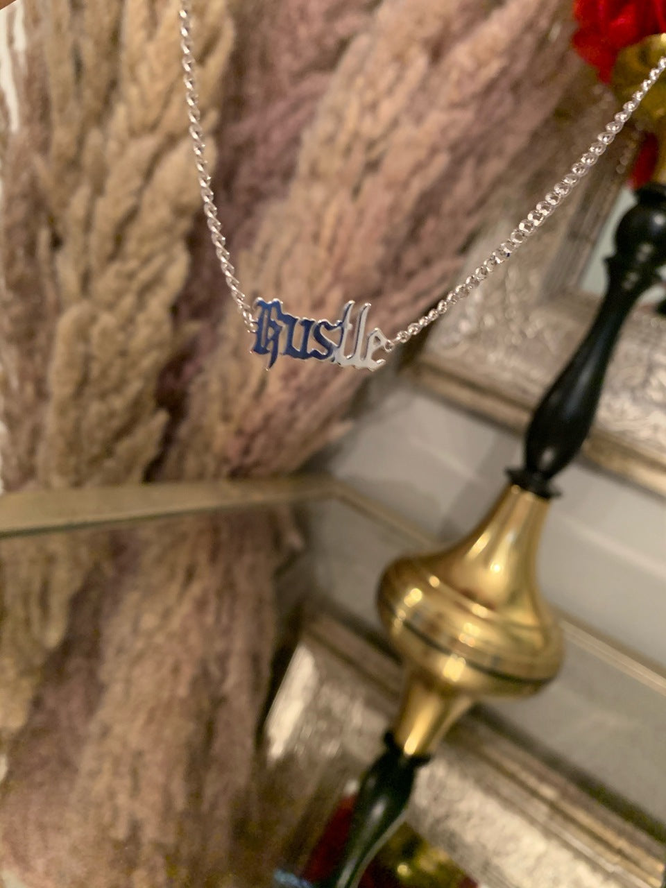 'HUSTLE' NECKLACE