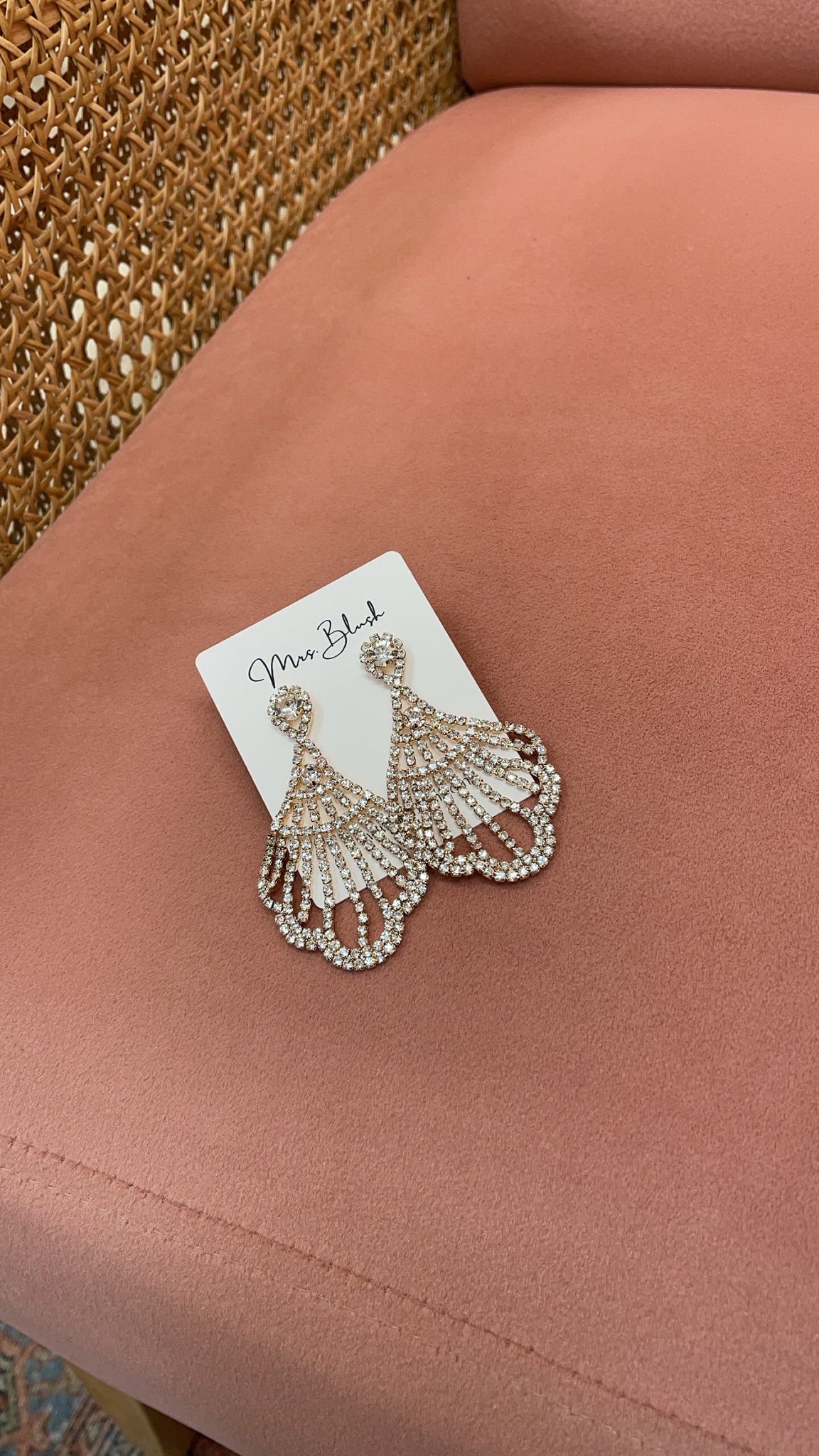 AVIANA EARRINGS