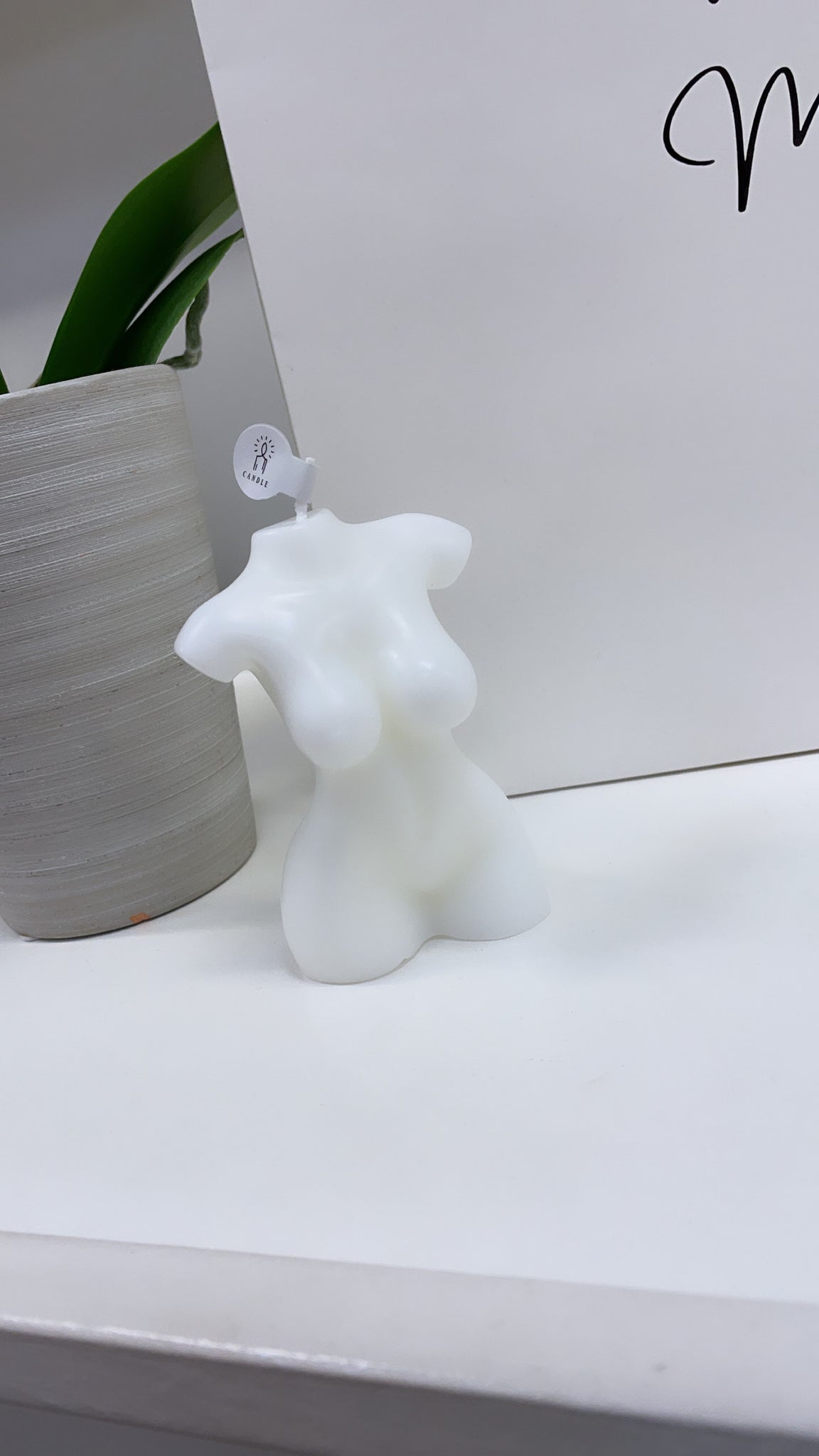 SILHOUETTE CANDLE