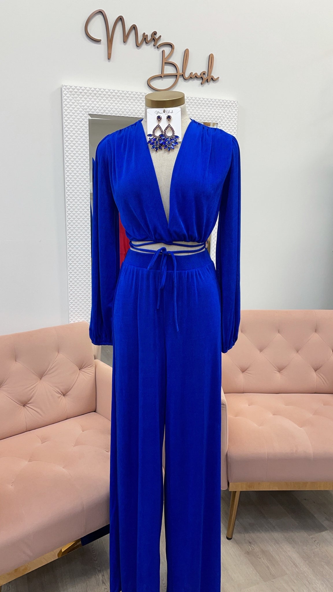 PRIVATE ISLAND SET-ROYAL