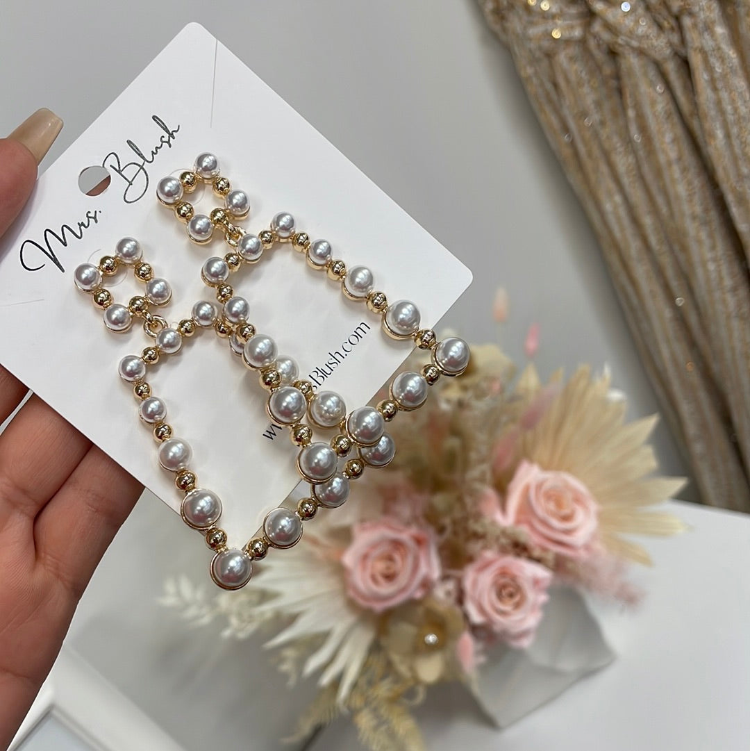 LEESA EARRINGS