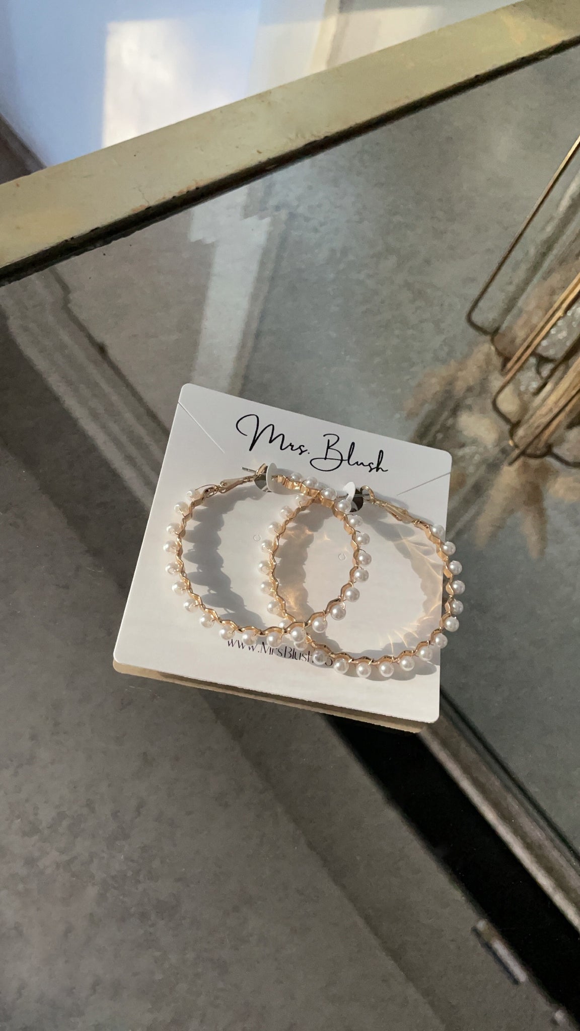 ‘CHANTELLE’ PEARL HOOPS