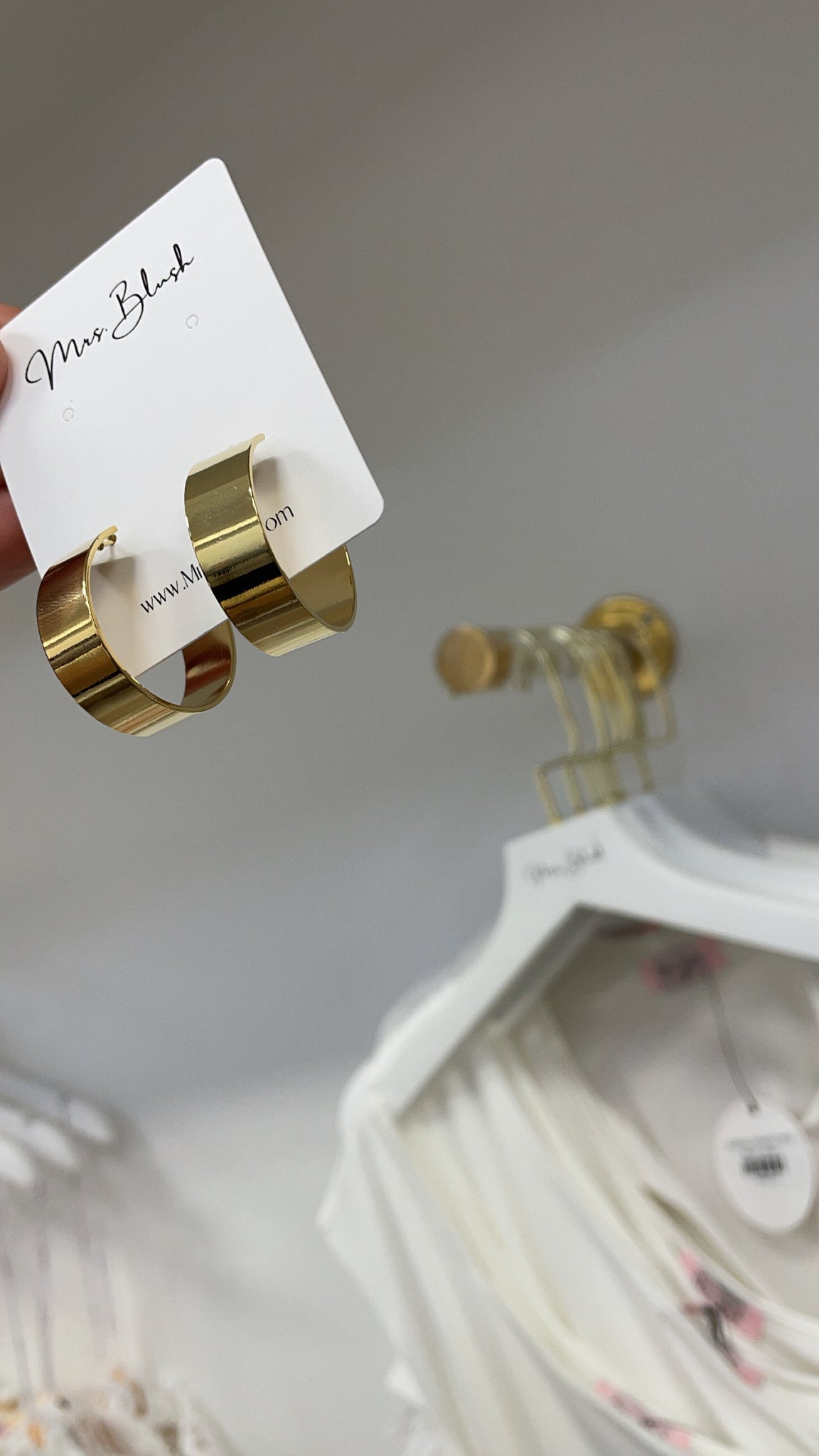 LINDSAY EARRINGS