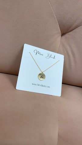 Ribbon Outline Necklace 18k gold dipped