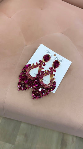 LAVISH LIFE EARRINGS - MAGENTA