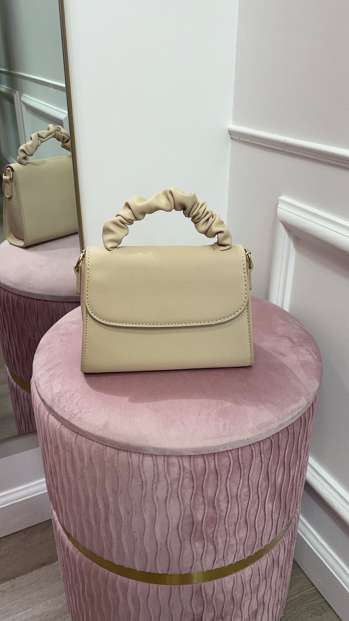 BEAUTY GURU BAG- BONE