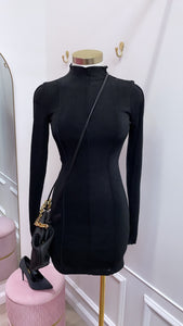 ARIA- BLACK