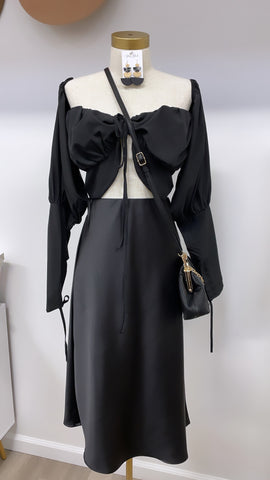 JOSS MIDI SKIRT- BLACK