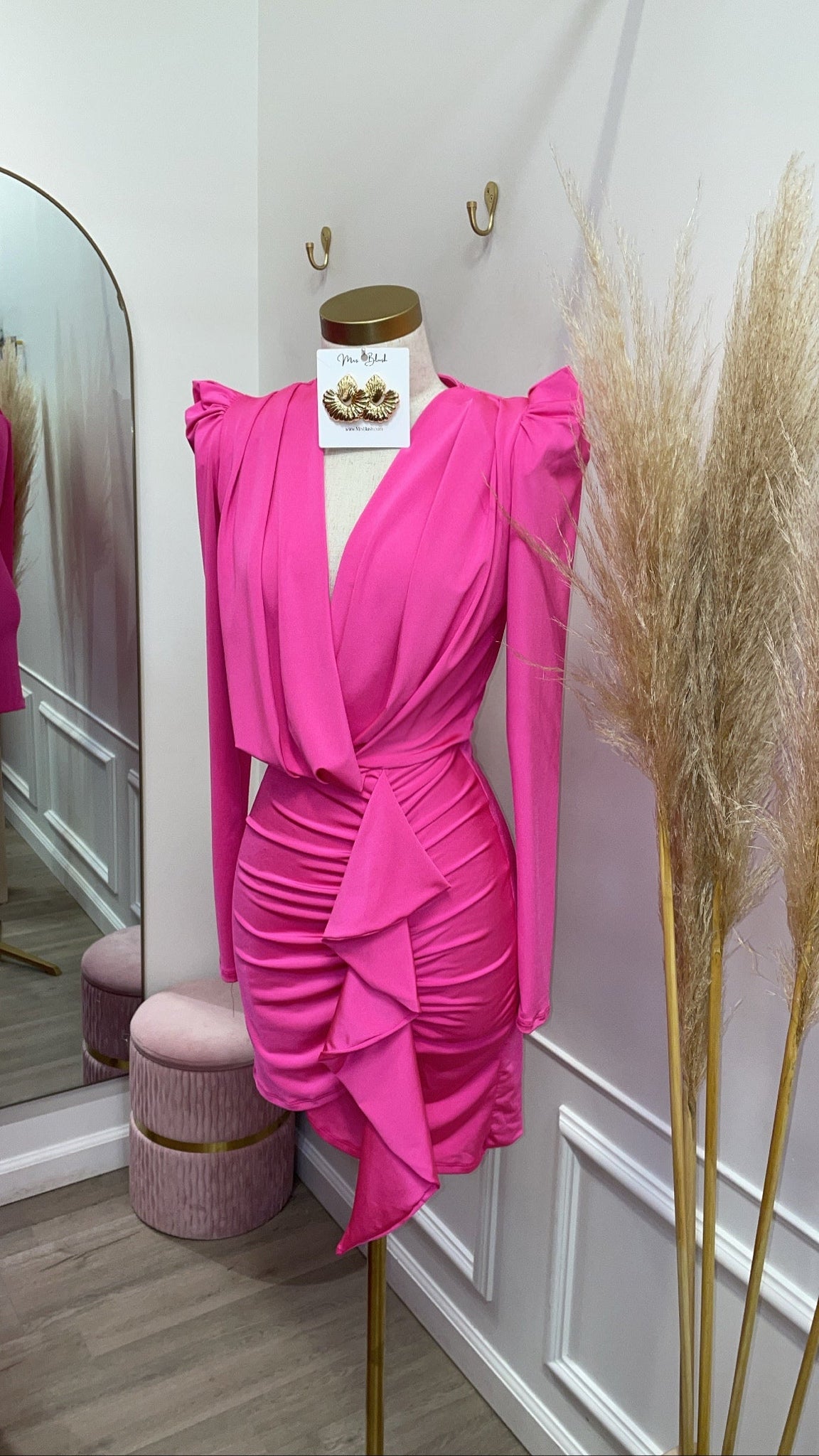 LIZ- PINK