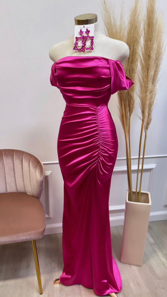 ALEXA COUTURE DRESS-MAGENTA Mrs. Blush ALEXA COUTURE DRESS-MAGENTA Mrs. Blush